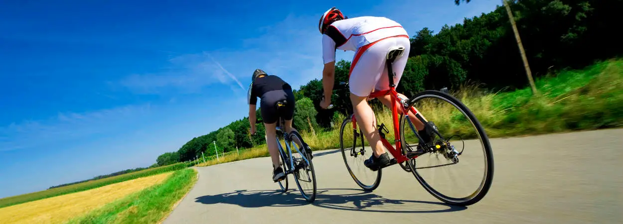 2 Racing Bikes Open Road