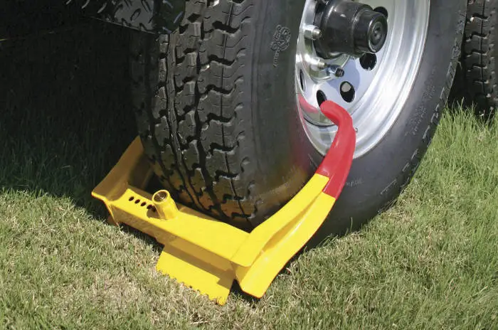 CURT Trailer Wheel Lock