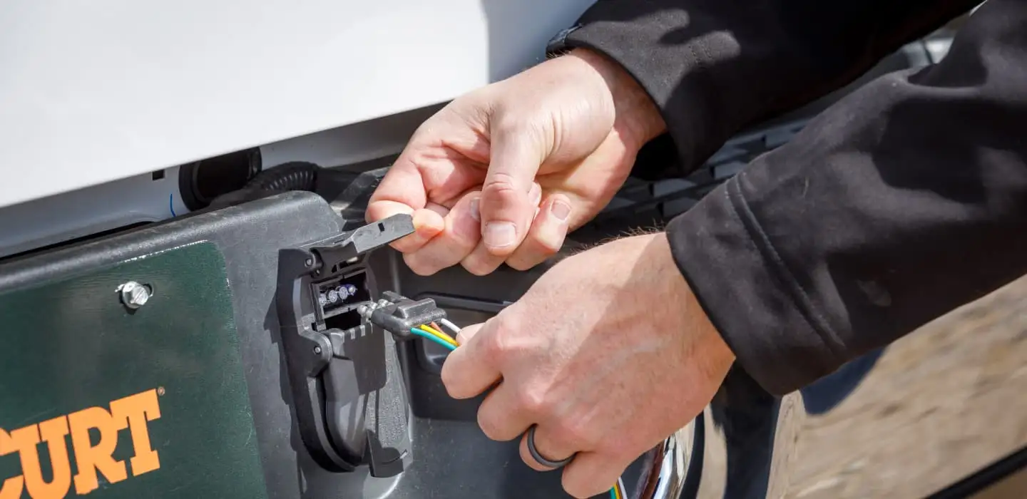 This guide will help you to understand everything you need to know about how to hook up trailer lights