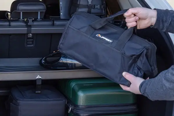 CURT Pakka Cargo Carrier