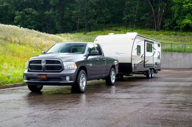 Truck Towing Travel Trailer Camper Truck Towing Travel Trailer Camper